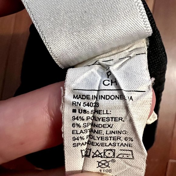 Old Navy Women's Sports Bra Black Size Small - Picture 4 of 5